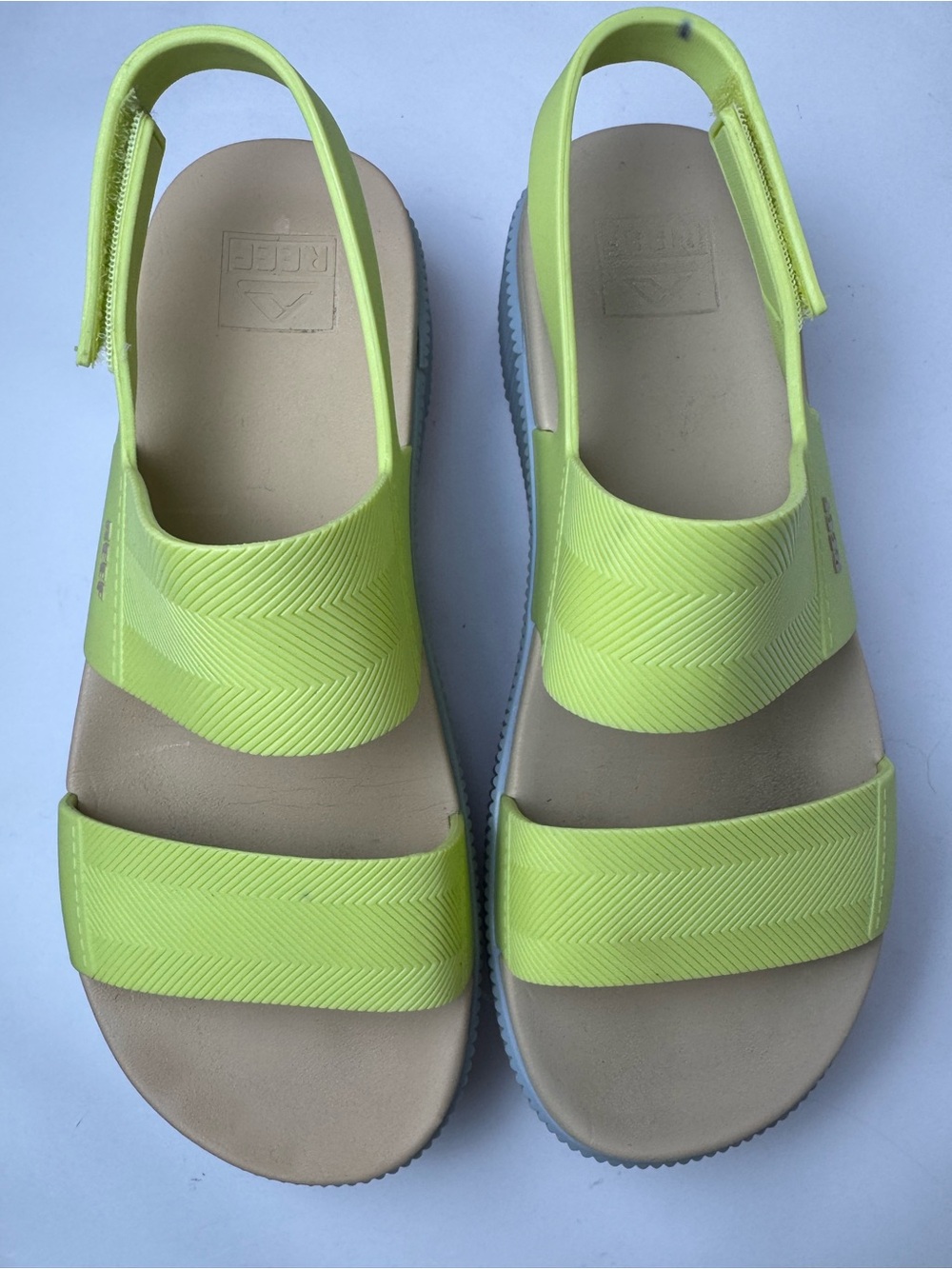 REEF Women's Water Vista Higher Sandals in a lime yellow - Size 7 - Picture 3 of 11